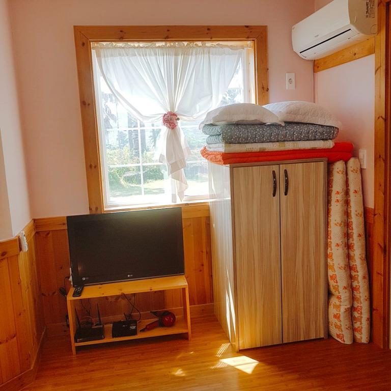 Sweetsalt Villa Seogwipo Bagian luar foto